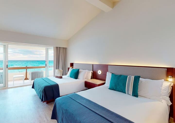 Grand Park Royal Cancun -  All Inclusive