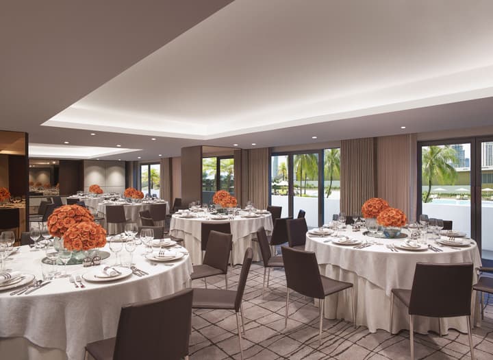 New World Makati Hotel