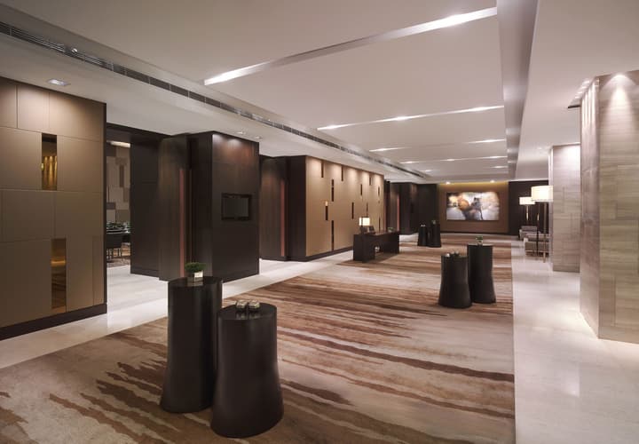 New World Makati Hotel