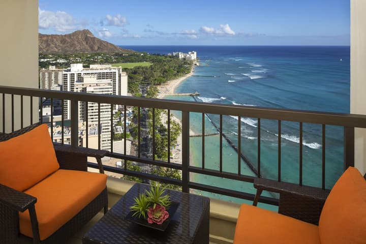 Hyatt Regency Waikiki Beach Resort & Spa