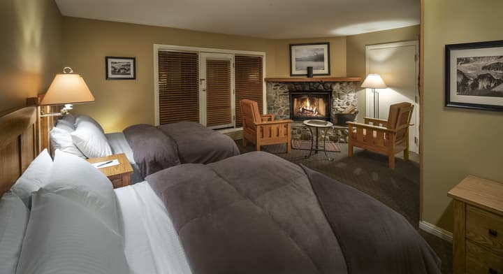 Emerald Lake Lodge