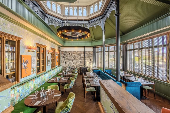 Palm Court Hotel
