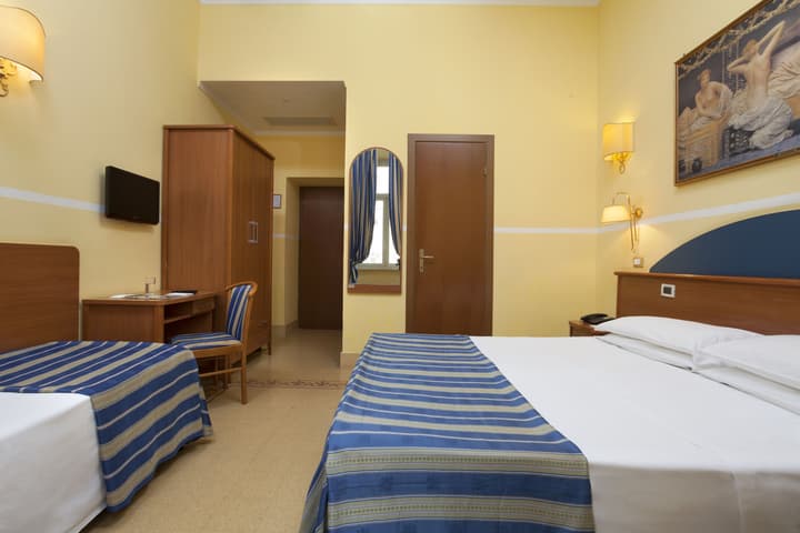 Kennedy Hotel