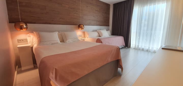 Hotel Bernat II