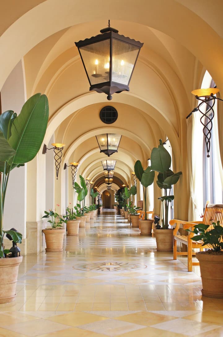 Hotel Nikko Alivila