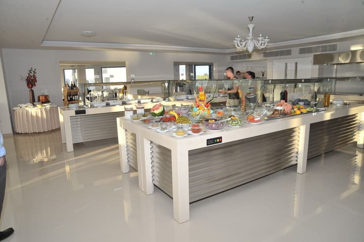 Aeolos Beach Hotel