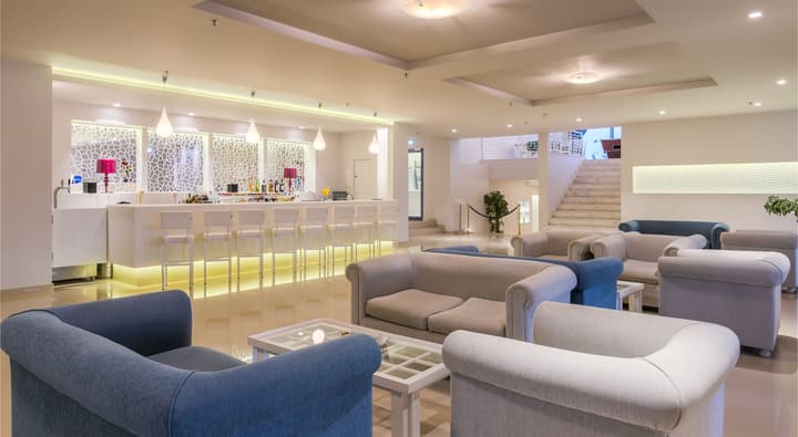 Aeolos Beach Hotel