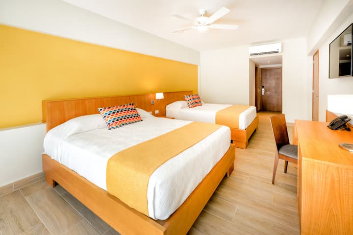 Coral Costa Caribe Beach Resort - All Inclusive