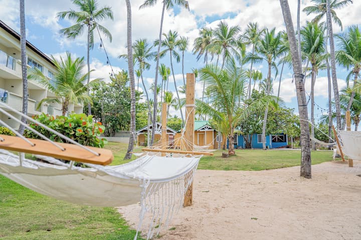 Coral Costa Caribe Beach Resort - All Inclusive