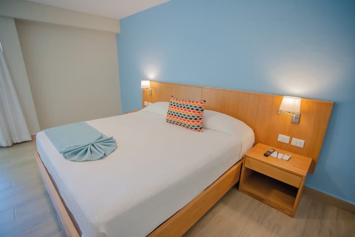Coral Costa Caribe Beach Resort - All Inclusive