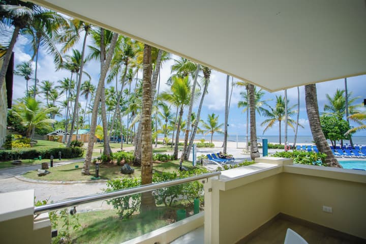 Coral Costa Caribe Beach Resort - All Inclusive