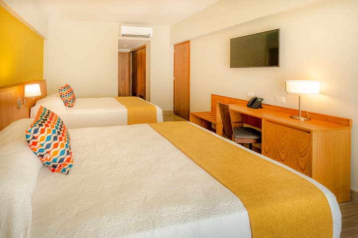 Coral Costa Caribe Beach Resort - All Inclusive