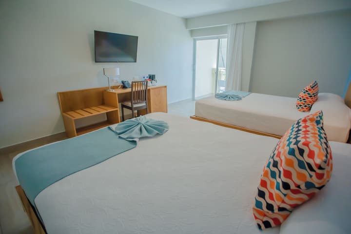 Coral Costa Caribe Beach Resort - All Inclusive