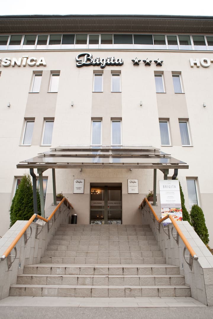 Kolonna Hotel Brigita