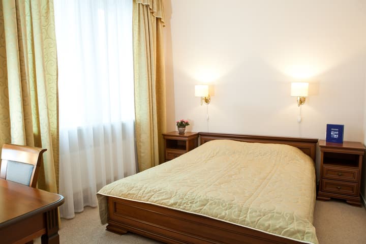 Kolonna Hotel Brigita