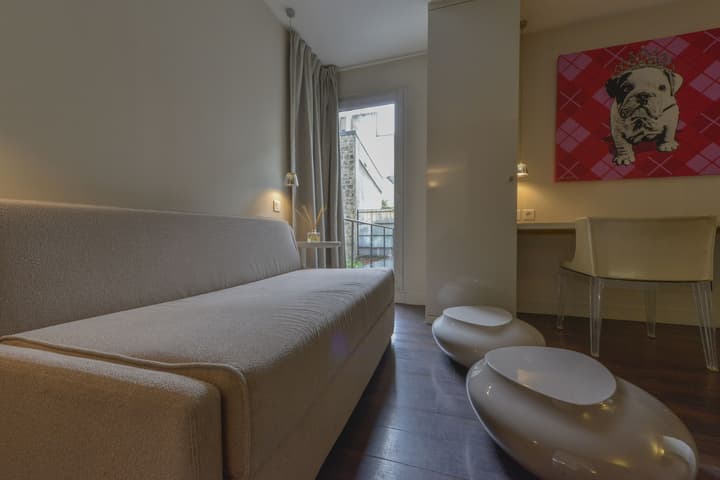 Hôtel Le Quartier Bercy Square