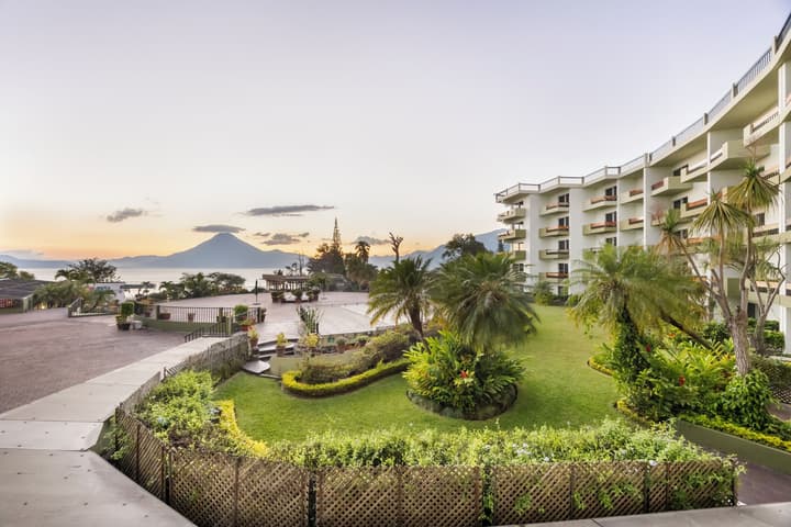 Porta Hotel del Lago