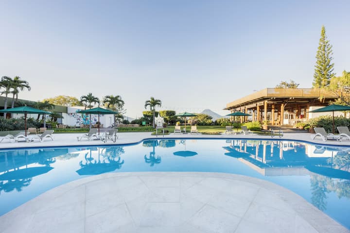 Porta Hotel del Lago