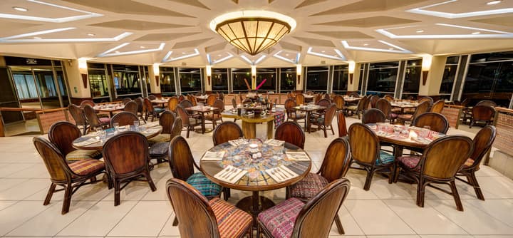 Porta Hotel del Lago