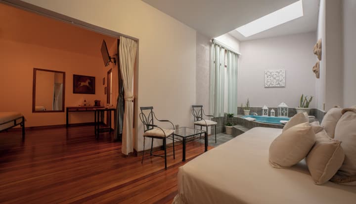 Hotel Fleur De Lys