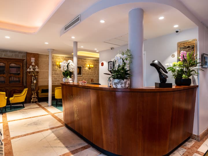 Hôtel Minerve Paris