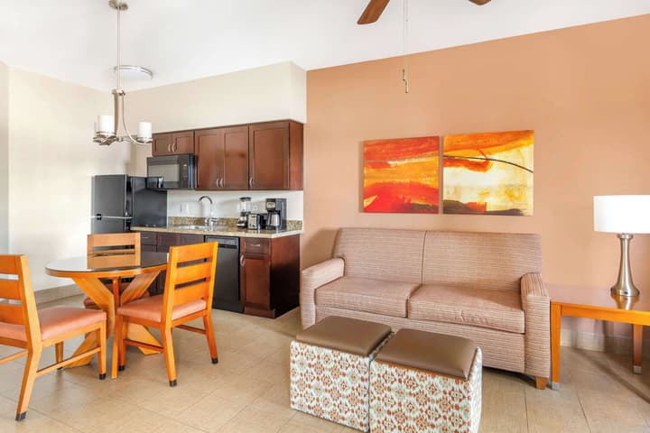 Hilton Vacation Club Varsity Club Tucson