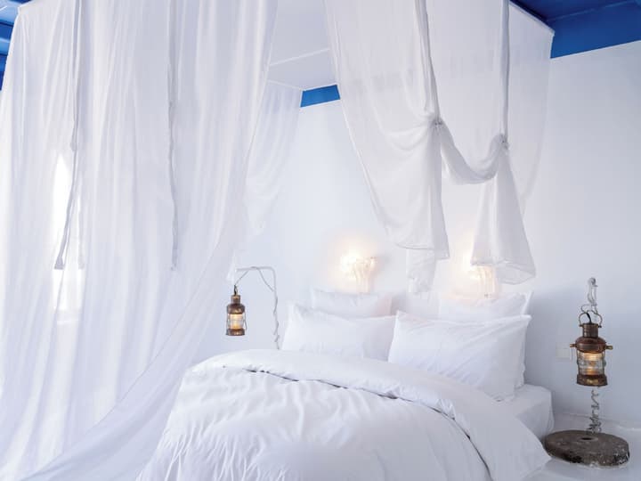 Mykonos Blu, A Resort to Live
