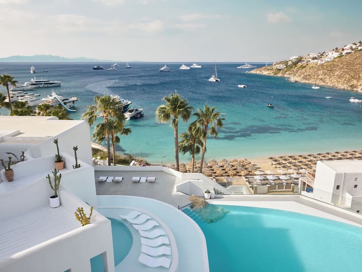 Mykonos Blu, A Resort to Live