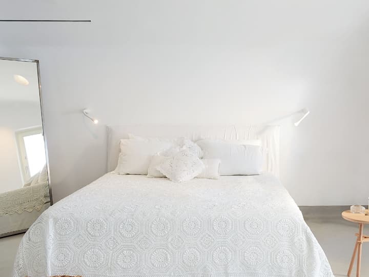 Mykonos Blu, A Resort to Live