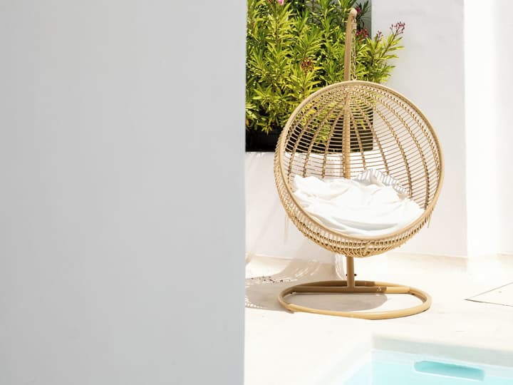 Mykonos Blu, A Resort to Live