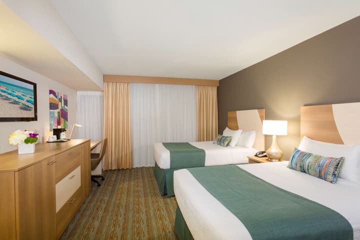 Best Western Plus Atlantic Beach Resort