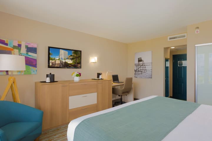 Best Western Plus Atlantic Beach Resort
