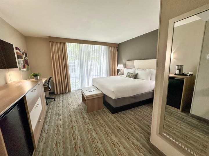 Best Western Plus Atlantic Beach Resort