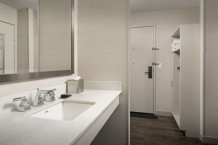 DoubleTree by Hilton Hotel Salem, Oregon