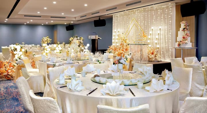 Holiday Inn Express and Suites Singapore Novena by IHG