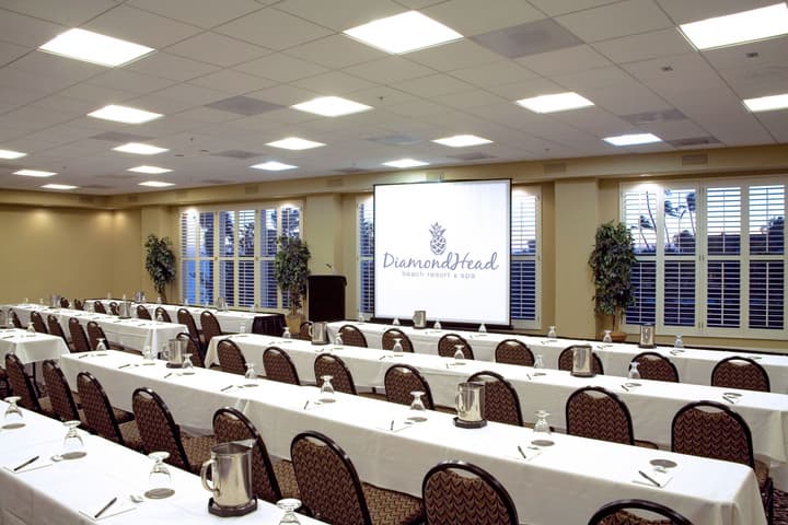 DiamondHead Beach Resort