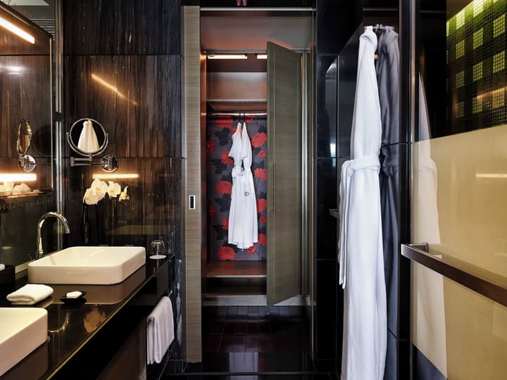 Sofitel Saigon Plaza