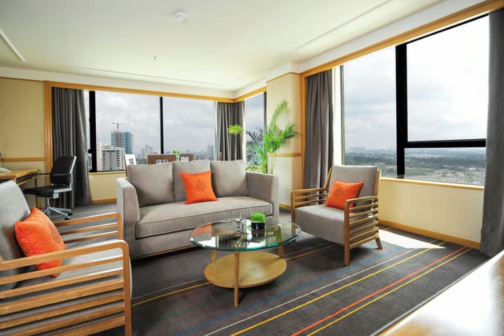 Renaissance Riverside Hotel Saigon