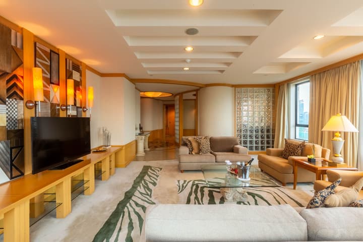 Renaissance Riverside Hotel Saigon