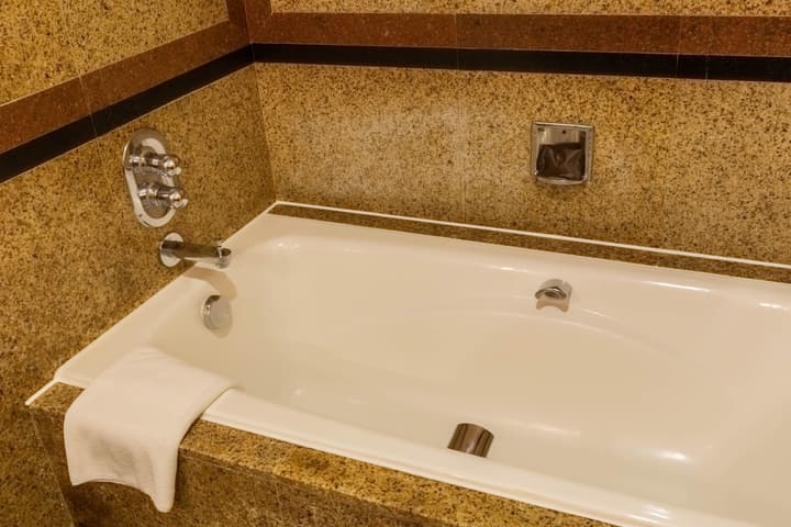 Renaissance Riverside Hotel Saigon