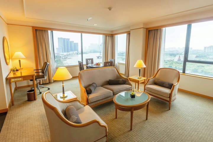 Renaissance Riverside Hotel Saigon
