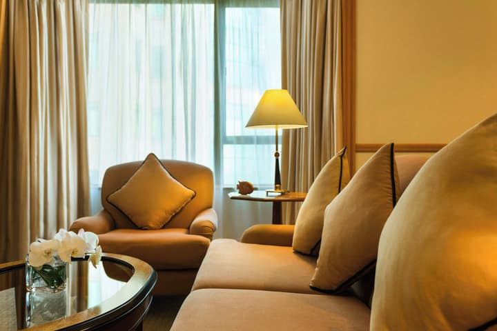 Renaissance Riverside Hotel Saigon