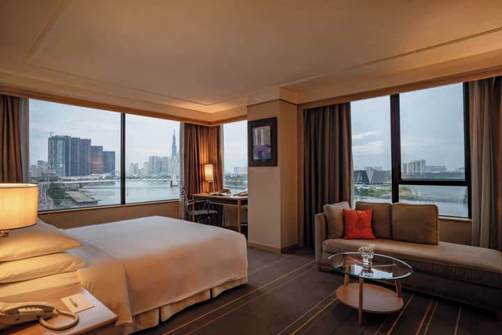 Renaissance Riverside Hotel Saigon
