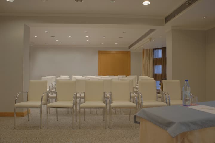 SANA Reno Hotel