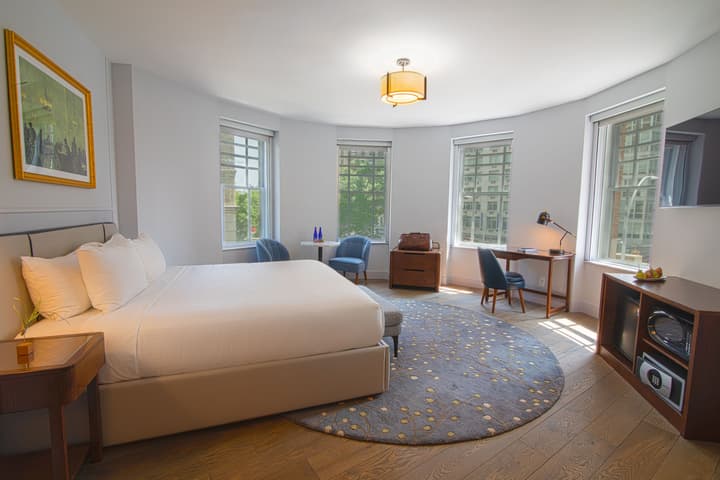 Hotel Belleclaire Central Park, a Small Luxury Hotel