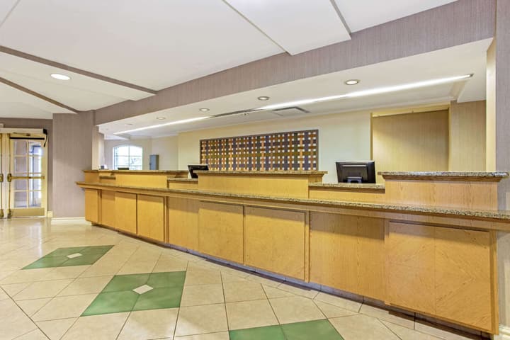 La Quinta Inn & Suites by Wyndham Orlando I Drive/Conv Ctr