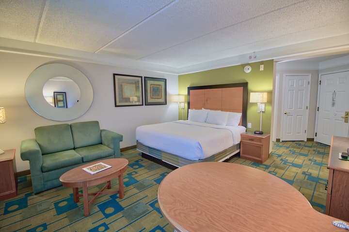 La Quinta Inn & Suites by Wyndham Orlando I Drive/Conv Ctr