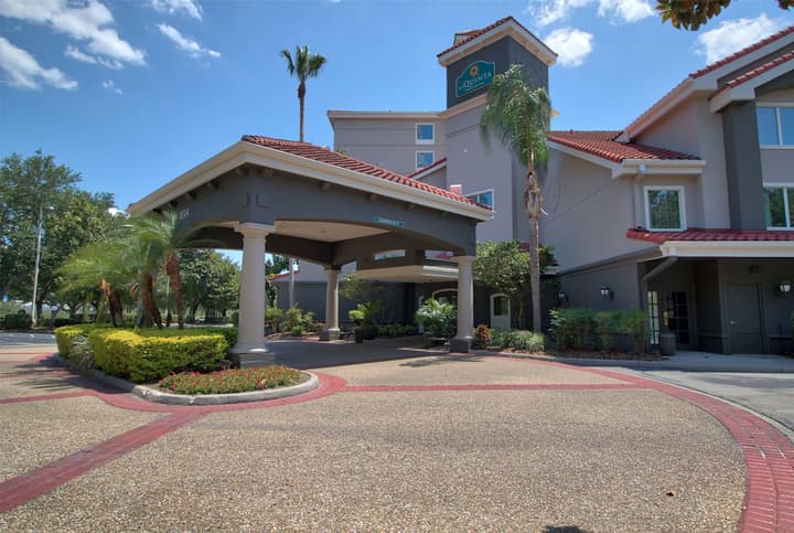 La Quinta Inn & Suites by Wyndham Orlando I Drive/Conv Ctr