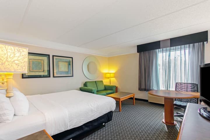 La Quinta Inn & Suites by Wyndham Orlando I Drive/Conv Ctr