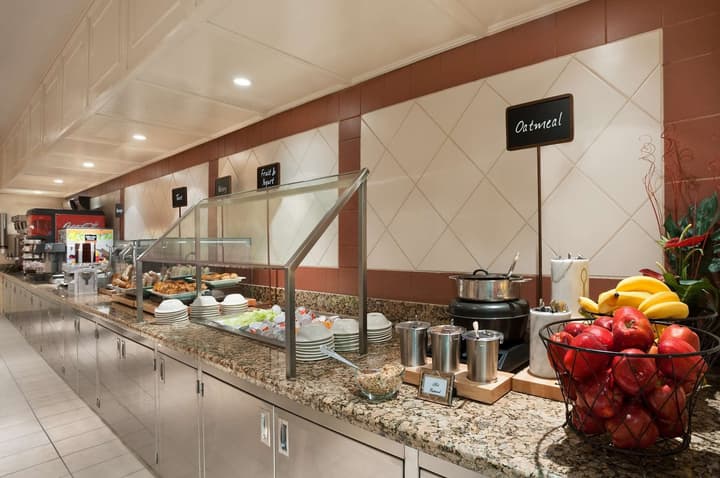 Embassy Suites by Hilton Las Vegas